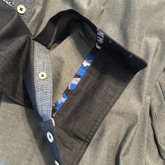 Robert Graham Tailored fit 3X Blue Chambray with Floral front - Picture 9 of 14